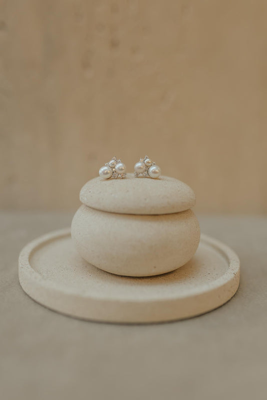 Brinco 3 Pérolas Prata 925 Ródio Branco