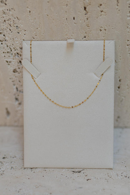 Colar Folhas Dourado