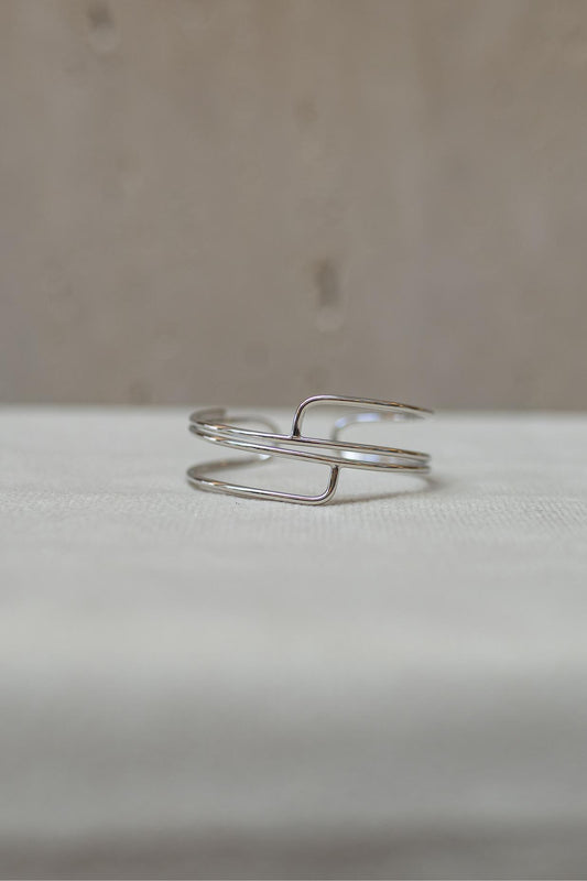 Bracelete Voltas Vazado Ródio Branco