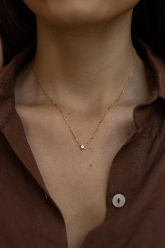 Colar Ponto de Luz Moissanite Luxo 3mm Dourado