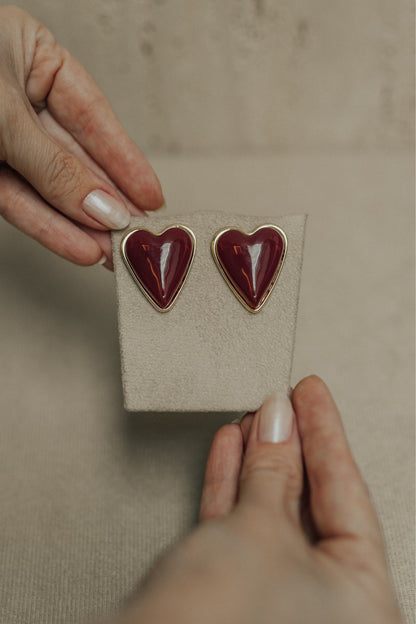 Brinco Maxi de Coração Resina Dourado