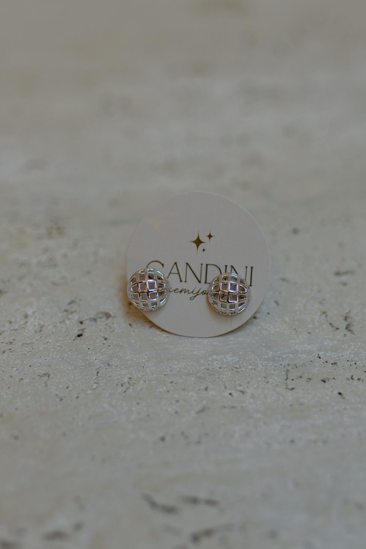 Brinco Meia Esfera Filigrana Ródio Branco