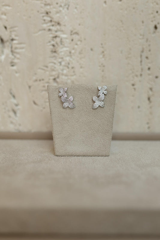 Brinco Ear Cuff 2 Flores Cravejadas Ródio Branco