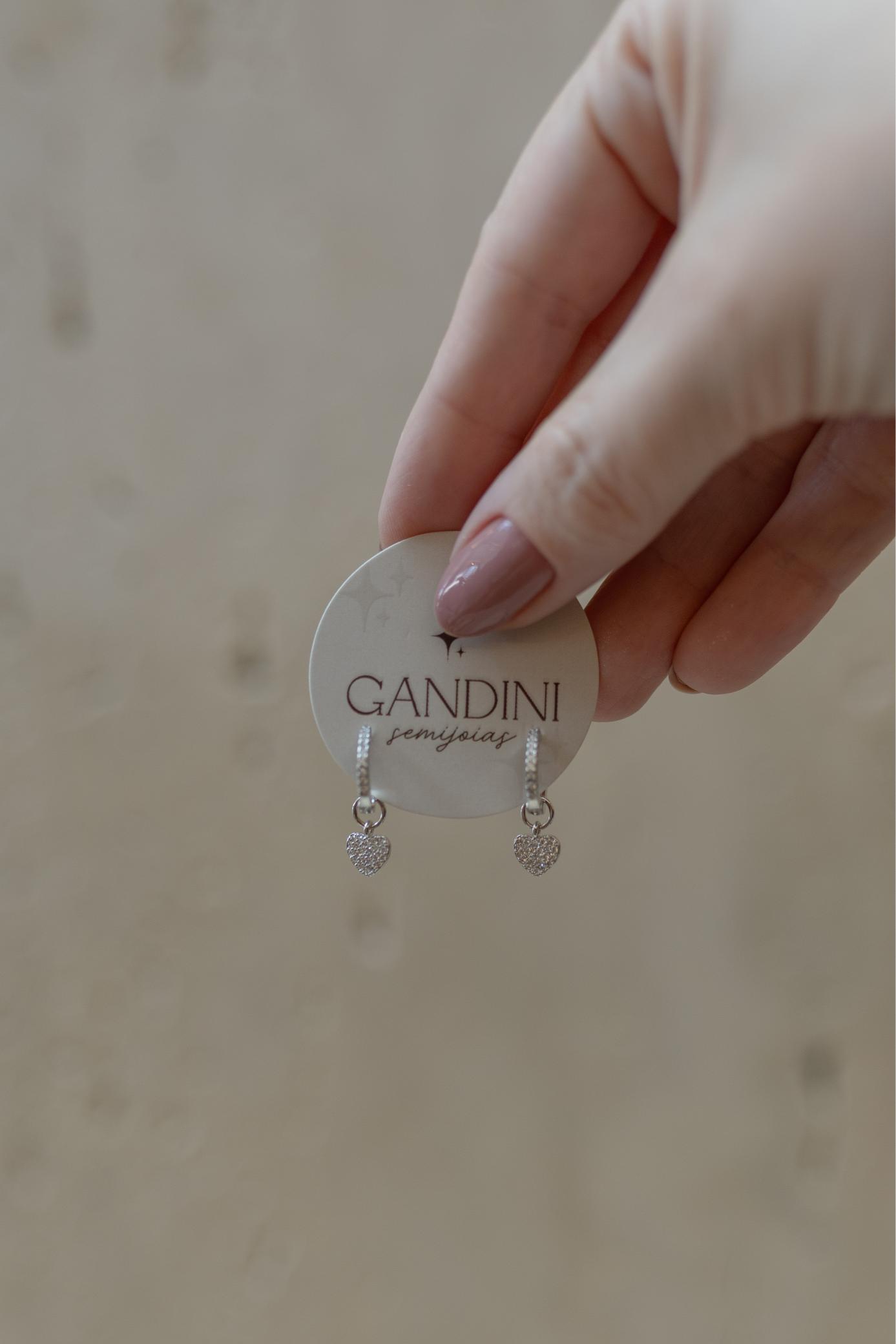 Brinco Argola Coração Cravejada Ródio Branco