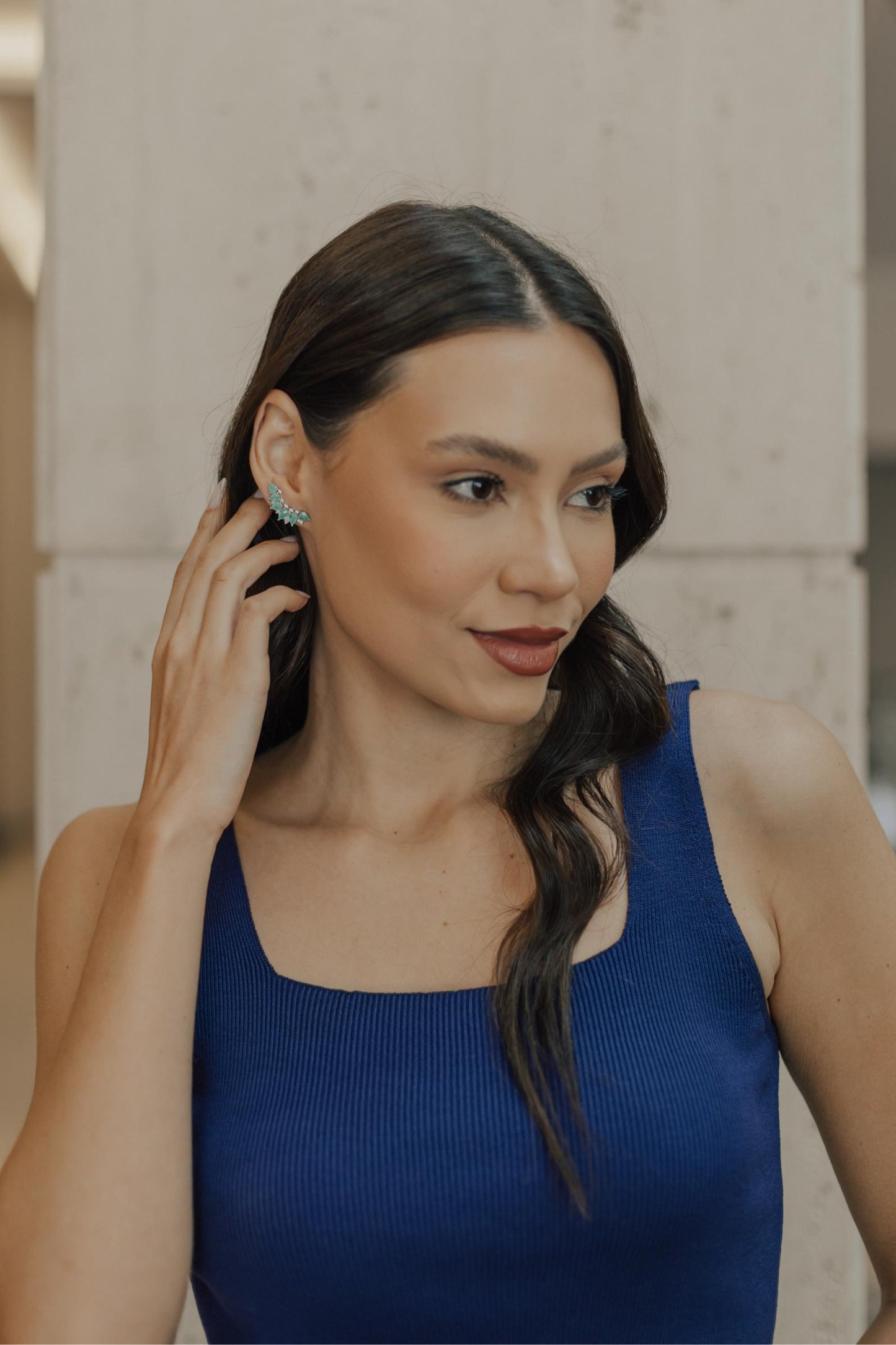 Brinco Ear Cuff Esmeralda Colombiana Ródio Branco