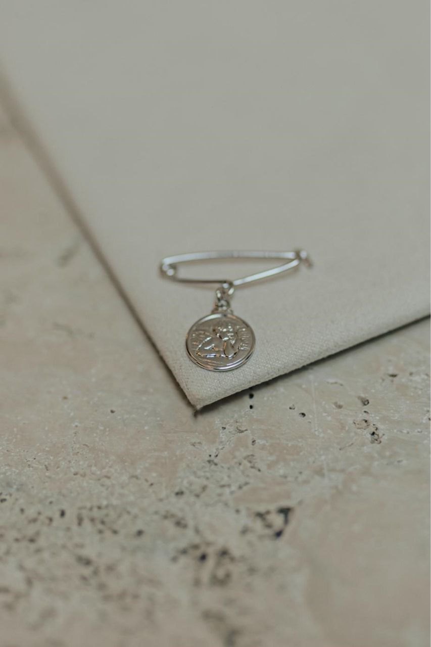 Alfinete Batizado Anjo da Guarda Ródio Branco