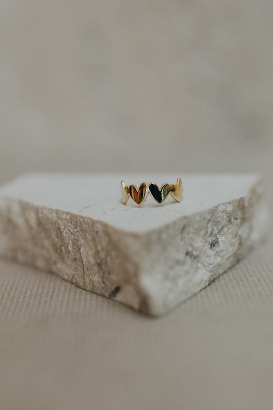 Anel Quatro Corações Liso Dourado