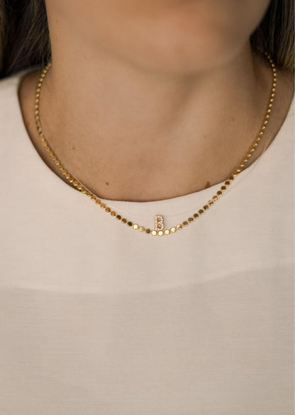 Colar Nylon com Letra Cravejada Dourado