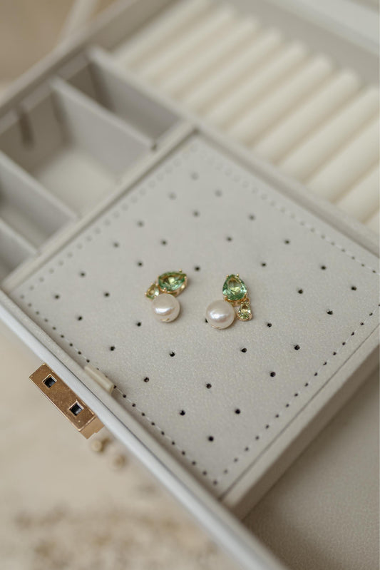 Brinco Quartzo e Pérola Botão Dourado