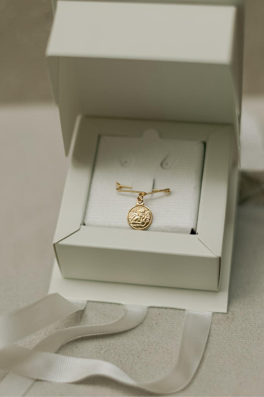 Alfinete Batizado Anjo da Guarda Dourado