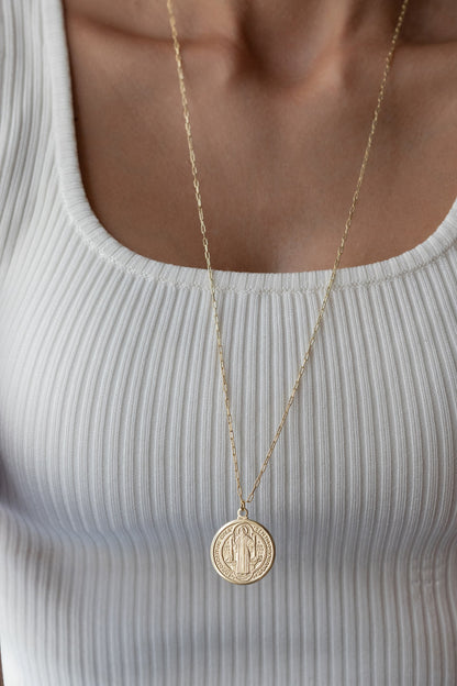 Colar Longo Medalha São Bento Dourado