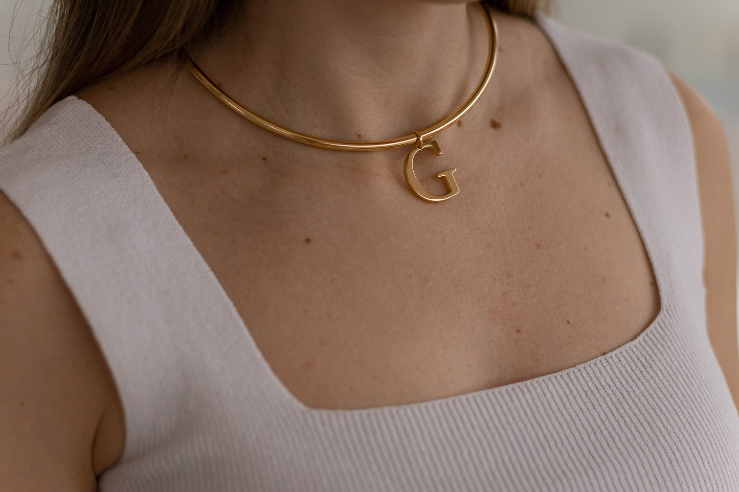 Choker Aro Tubo Liso Dourado