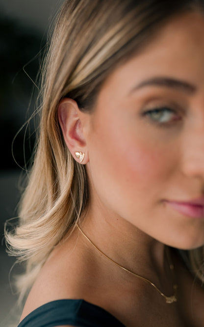 Brinco Coração Cravejado Dourado