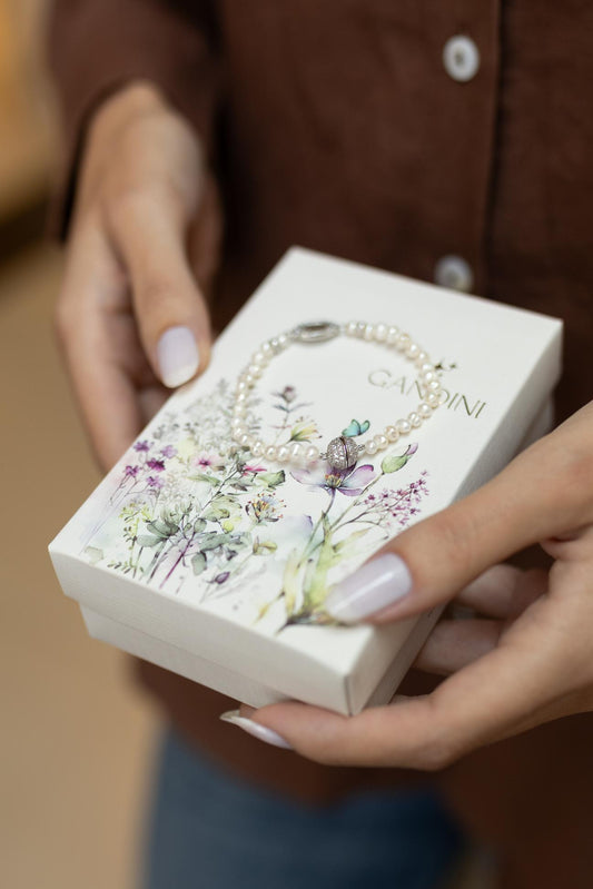 Pulseira Nossa Senhora das Graças Pérola de Água Doce Prata 925 Ródio Branco