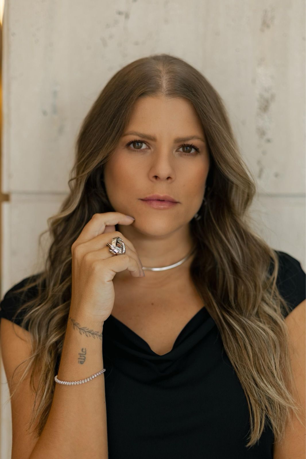 Choker Aro Tubo Liso Ródio Branco