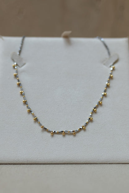 Colar Choker Hematita Esferas Dourado