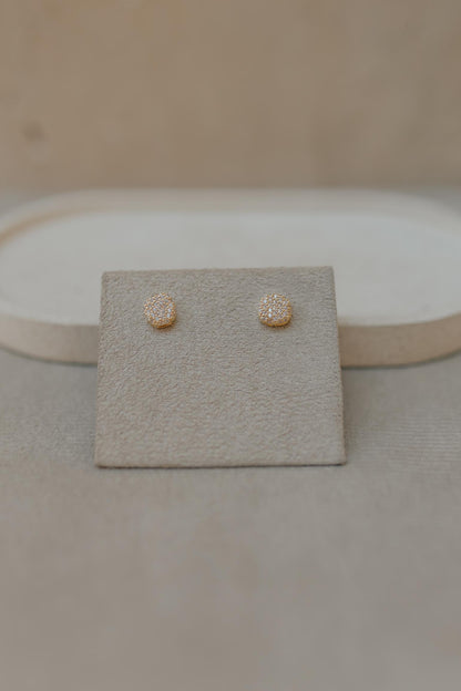 Brinco Orgânico Cravejado Dourado M