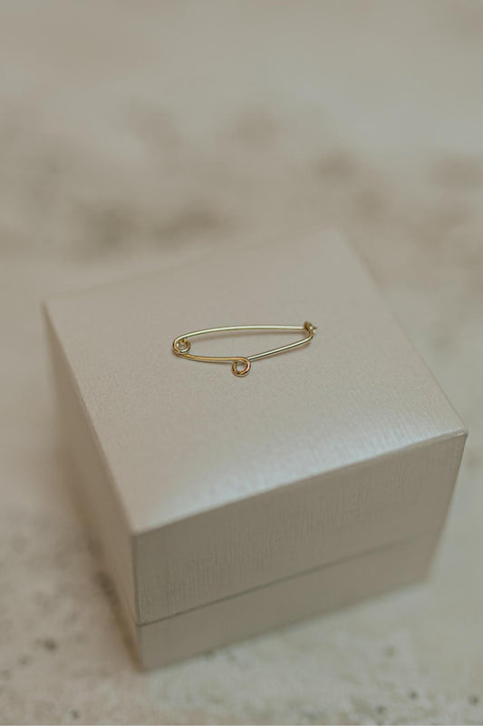 Alfinete Batizado Dourado