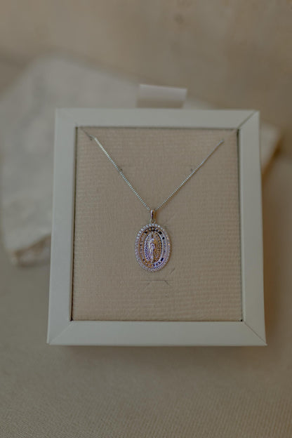Colar Nossa Senhora de Guadalupe Ródio Branco
