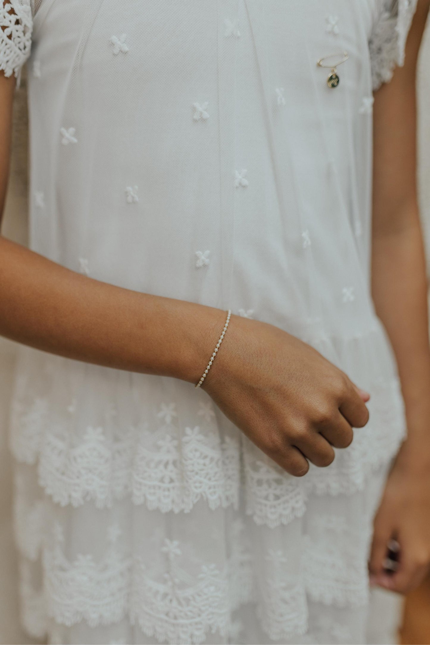 Pulseira Infantil Pérolas 2mm Dourado