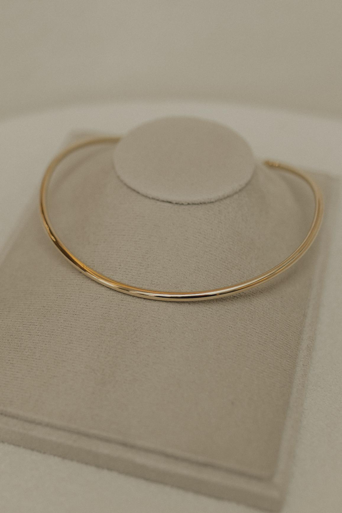 Choker Aro Tubo Liso Dourado