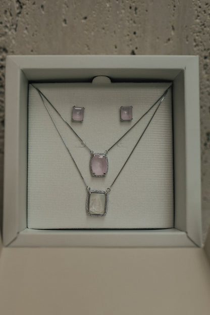 Colar Escapulário Madrepérola Rosa Ródio Branco