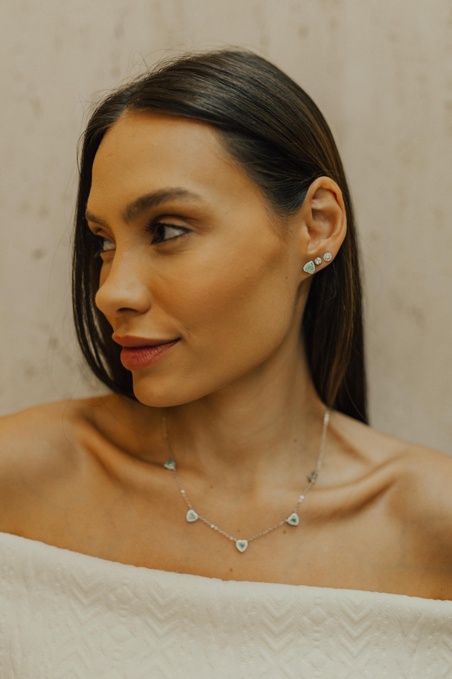 Colar Choker 5 Corações Turmalina Fusion Ródio Branco