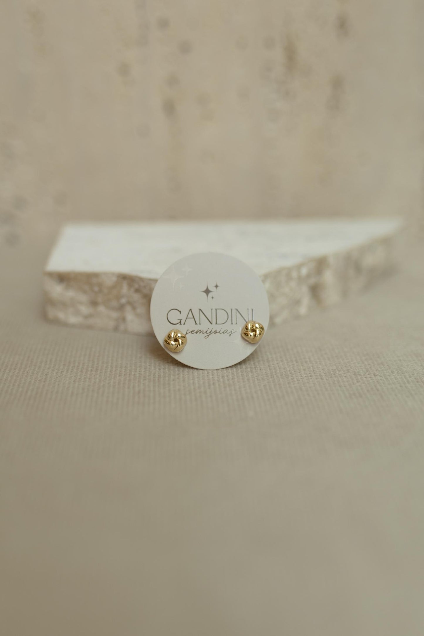 Brinco Botão Torcido P Dourado