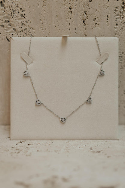 Colar Choker 5 Corações Cristal Ródio Branco