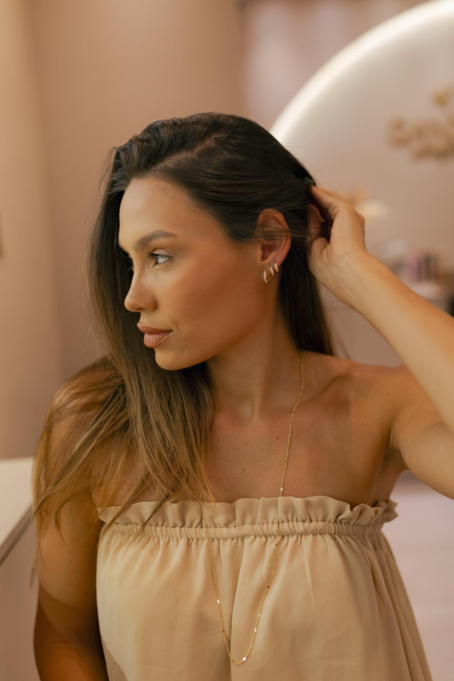 Colar Longo 80cm Mini Corações Lisos Dourado