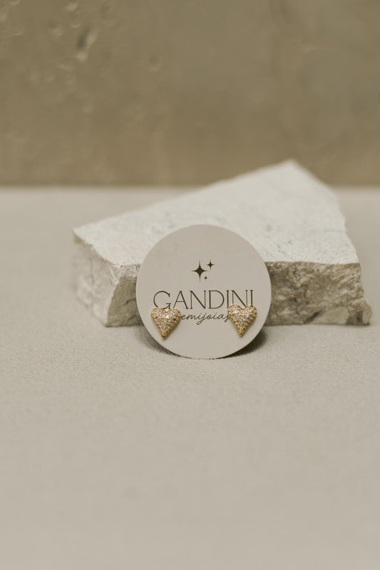 Brinco Coração Cravejado Bojudo Dourado