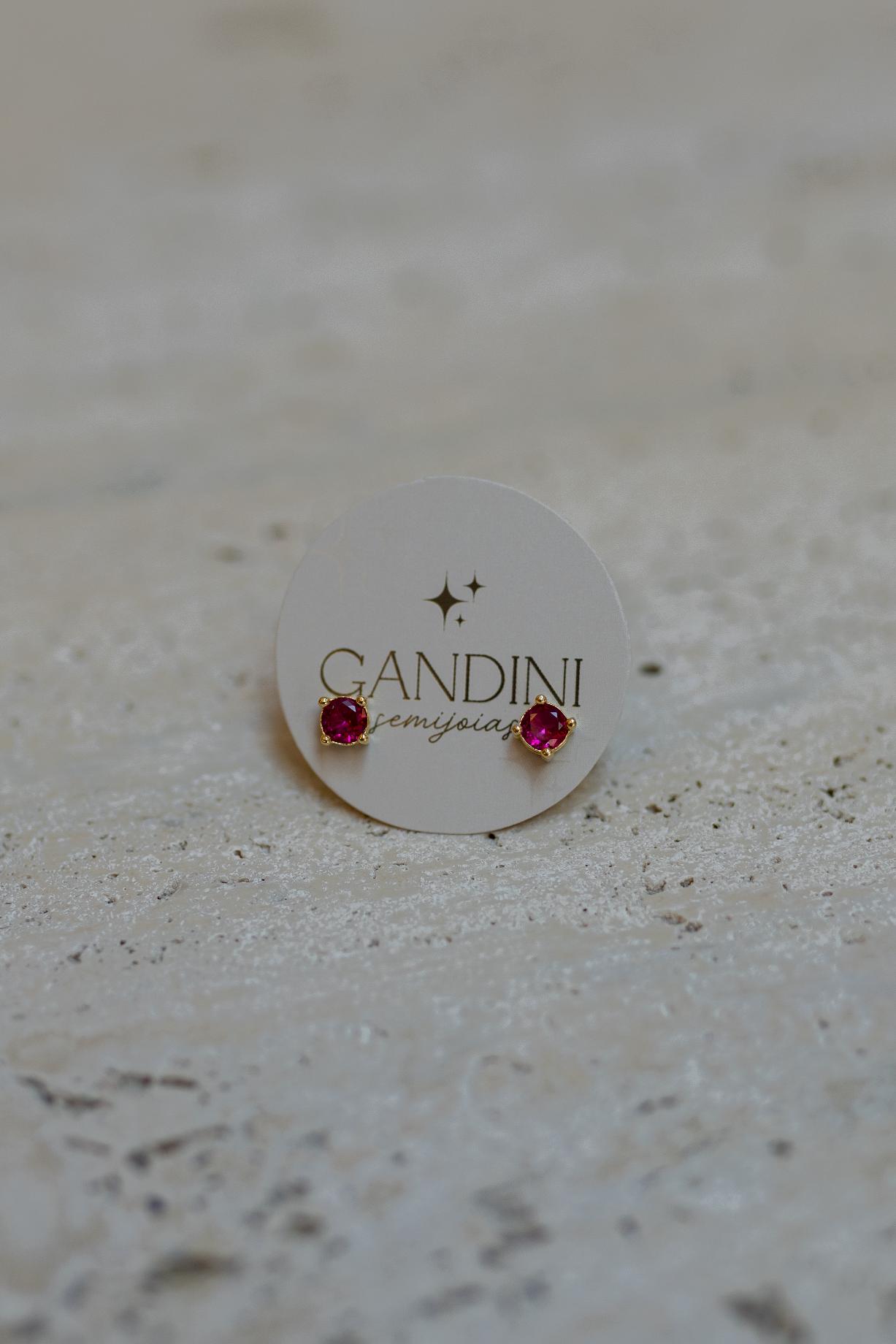 Brinco Solitário Redondo Rubi Dourado