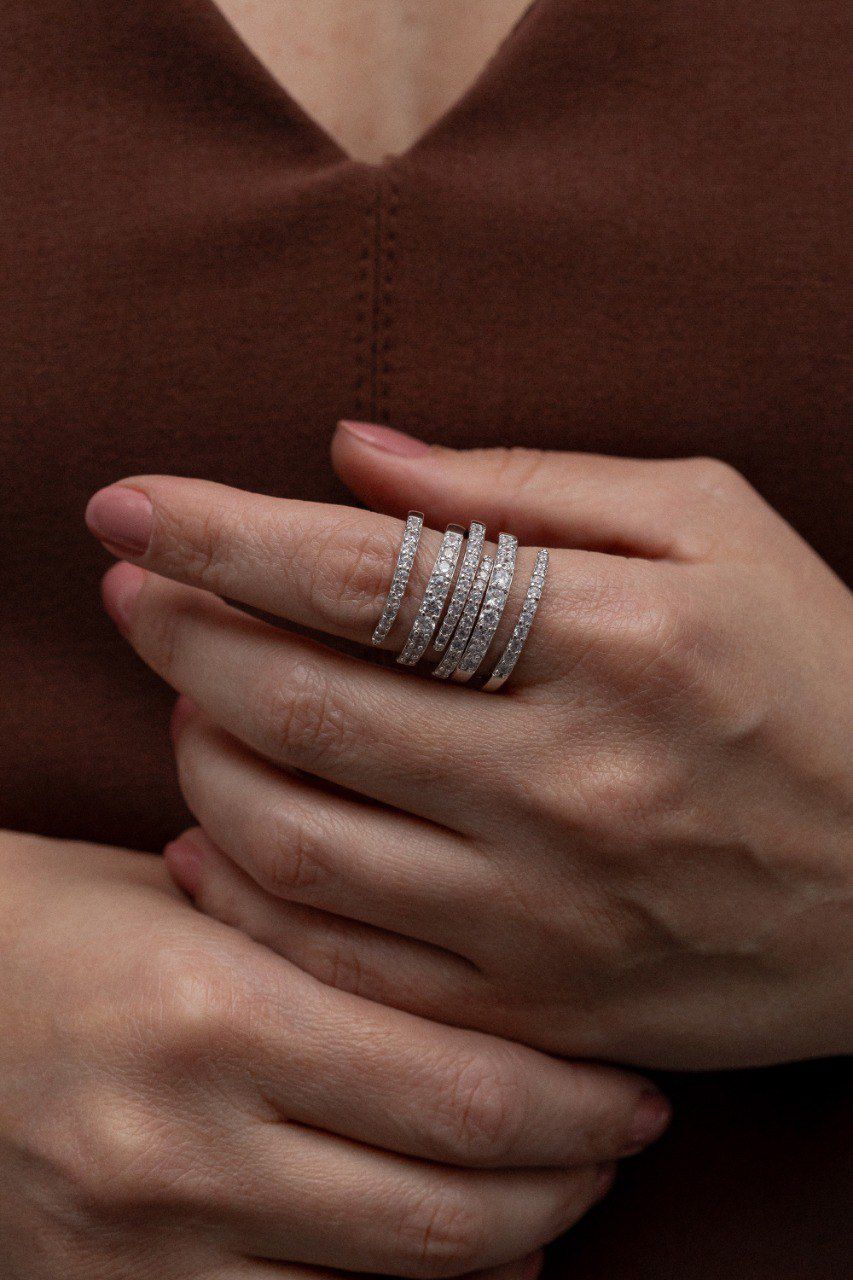 Anel Ajustável Espiral Cravejado