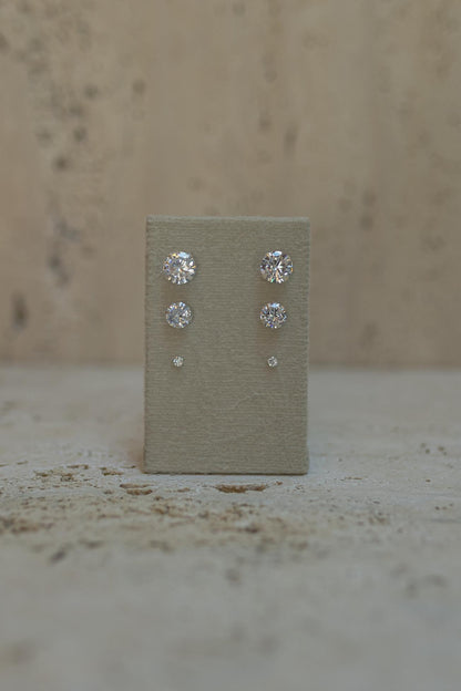 Brinco 9mm Ponto de Luz Prata 925