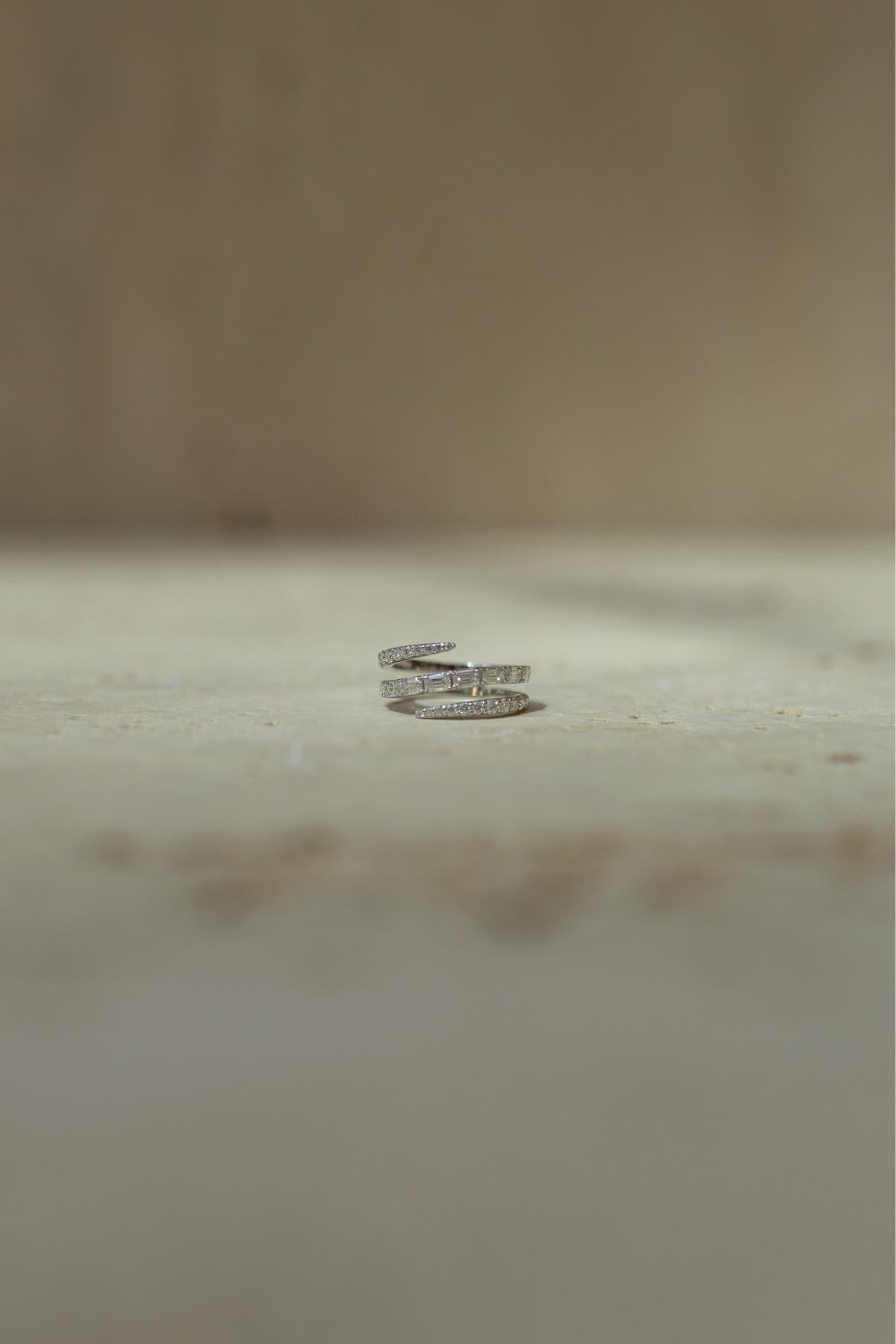 Anel Glam Moissanite Prata 925 Ródio Branco