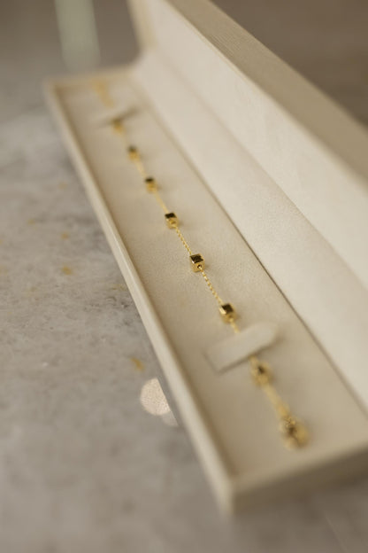 Pulseira Minimalista Square Dourado