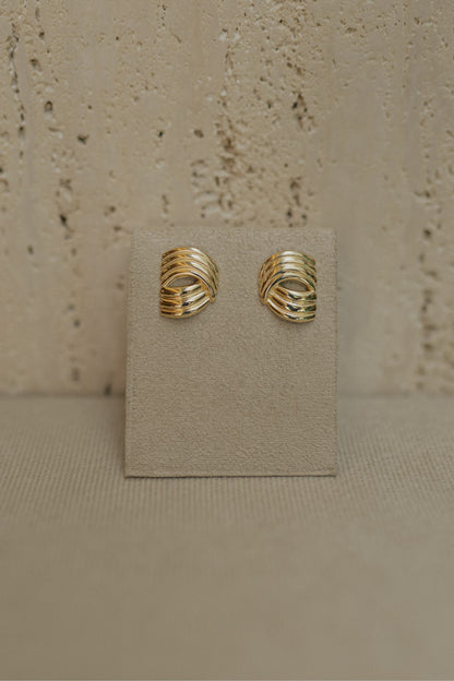 Brinco Listrado Dourado
