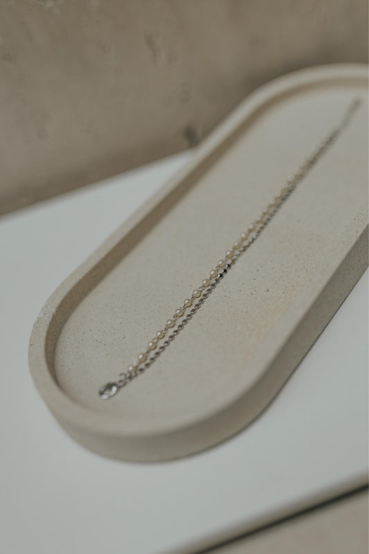 Pulseira Dupla Pérolas e Chapinhas Diamantadas Ródio Branco