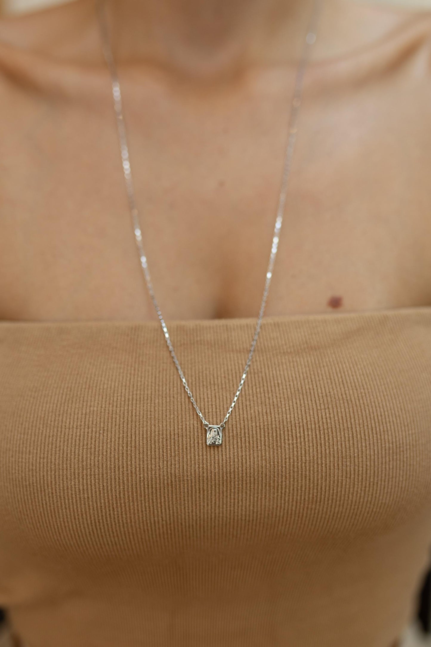 Colar Escapulário Ródio Branco