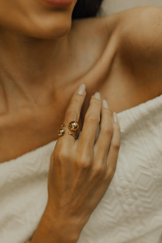 Anel Ajustável 2 Esferas Dourado