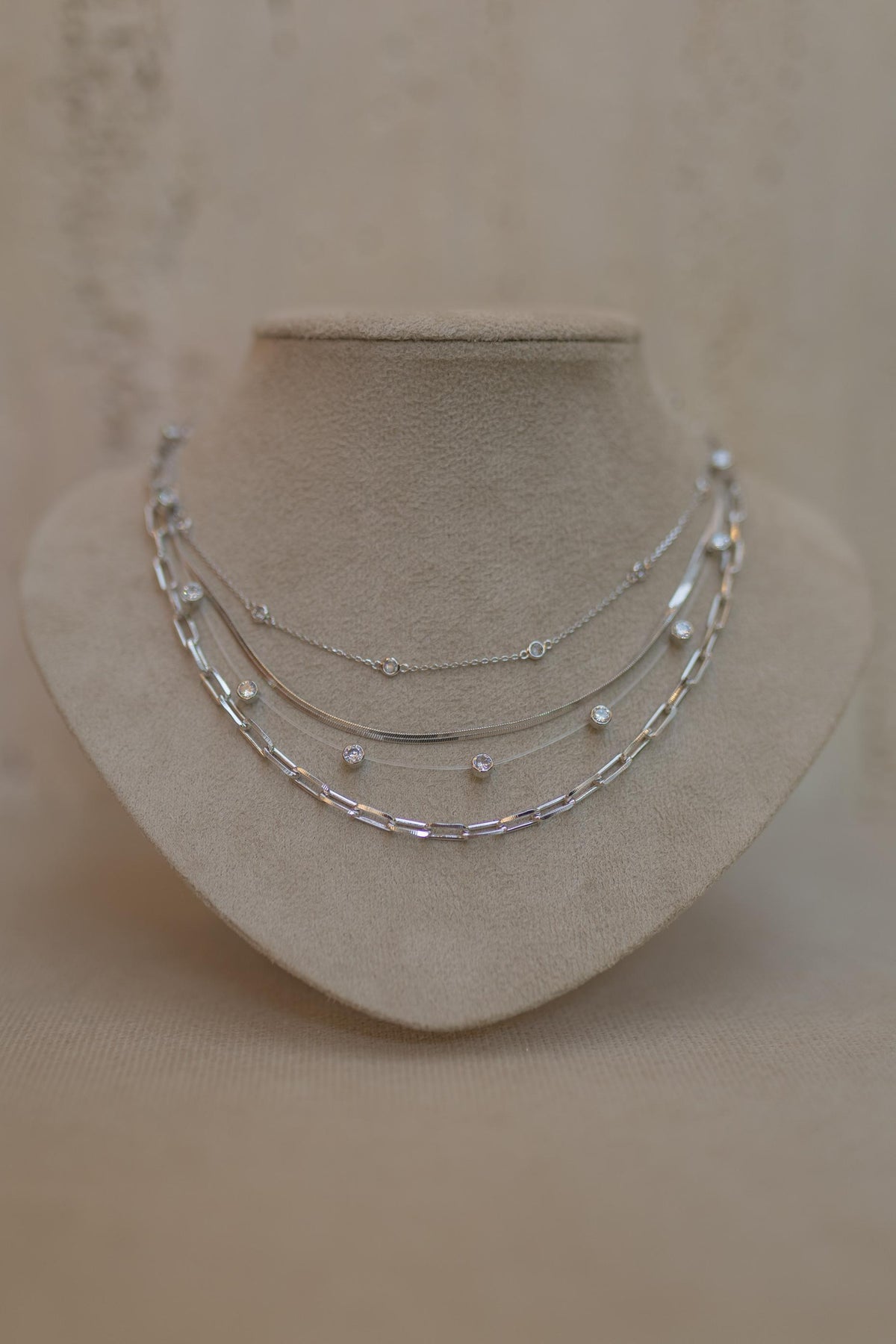 Colar Choker Fita 3mm Ródio Branco