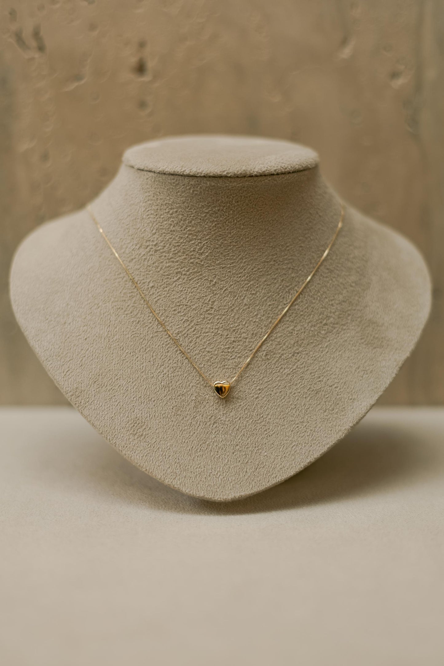 Colar Coração Liso Dourado