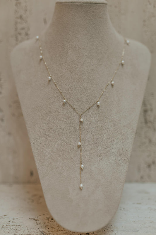 Colar Gravata Pérolas Dourado