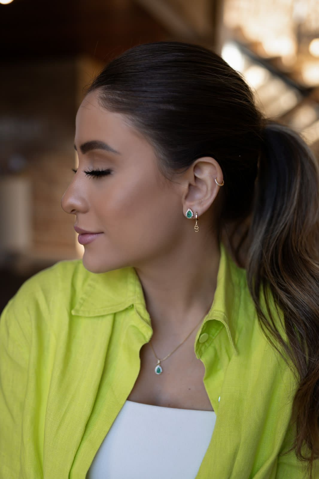 Brinco Argola Letra Dourado