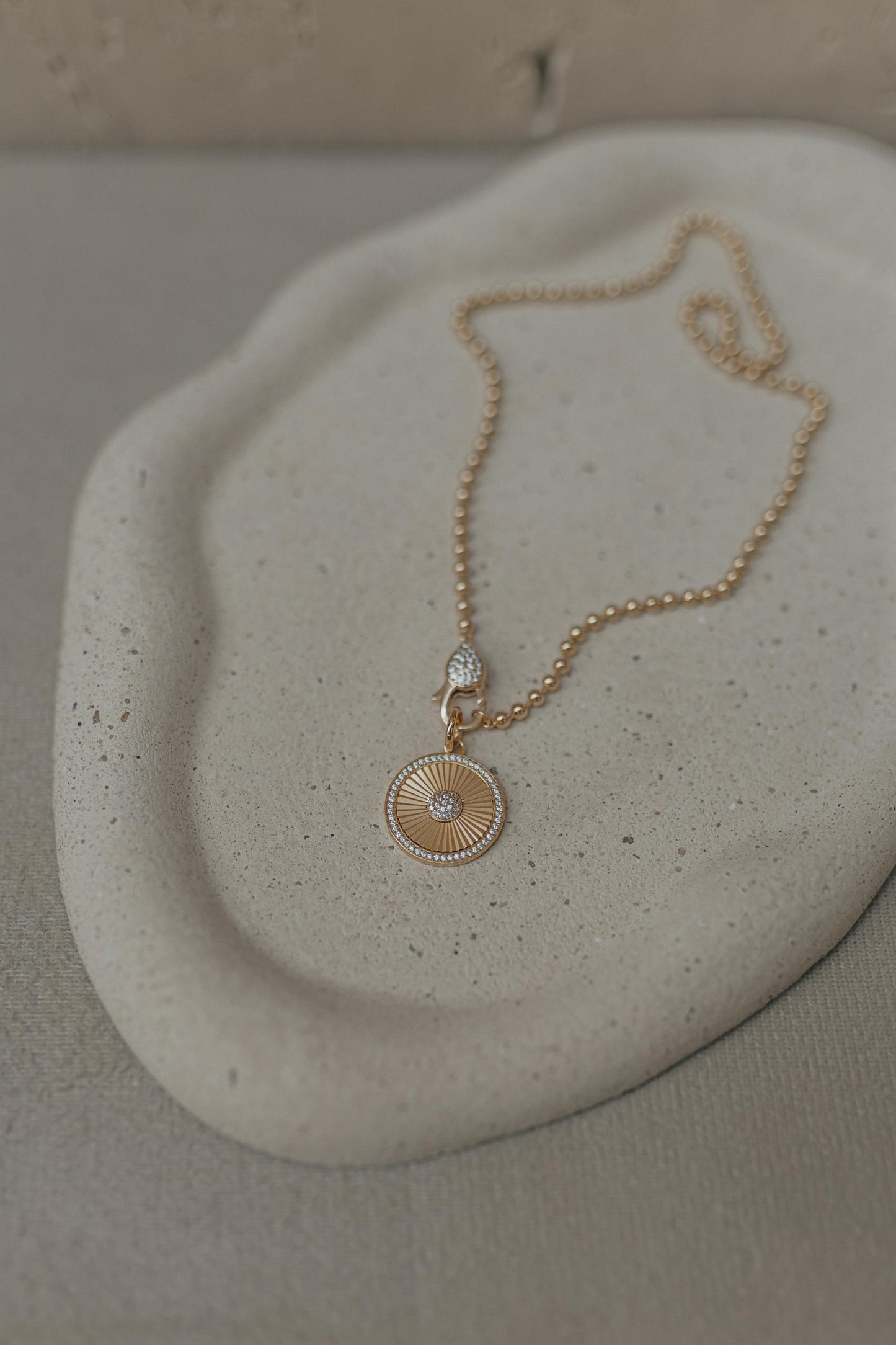 Colar Bolinhas Prata 925 Com Fecho Cravejado Dourado