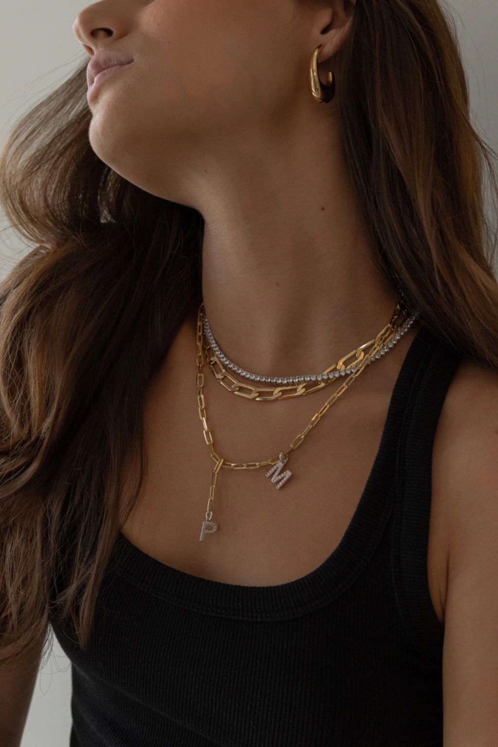 Colar Gravatinha com  Elos Retangulares Iniciais Dourado
