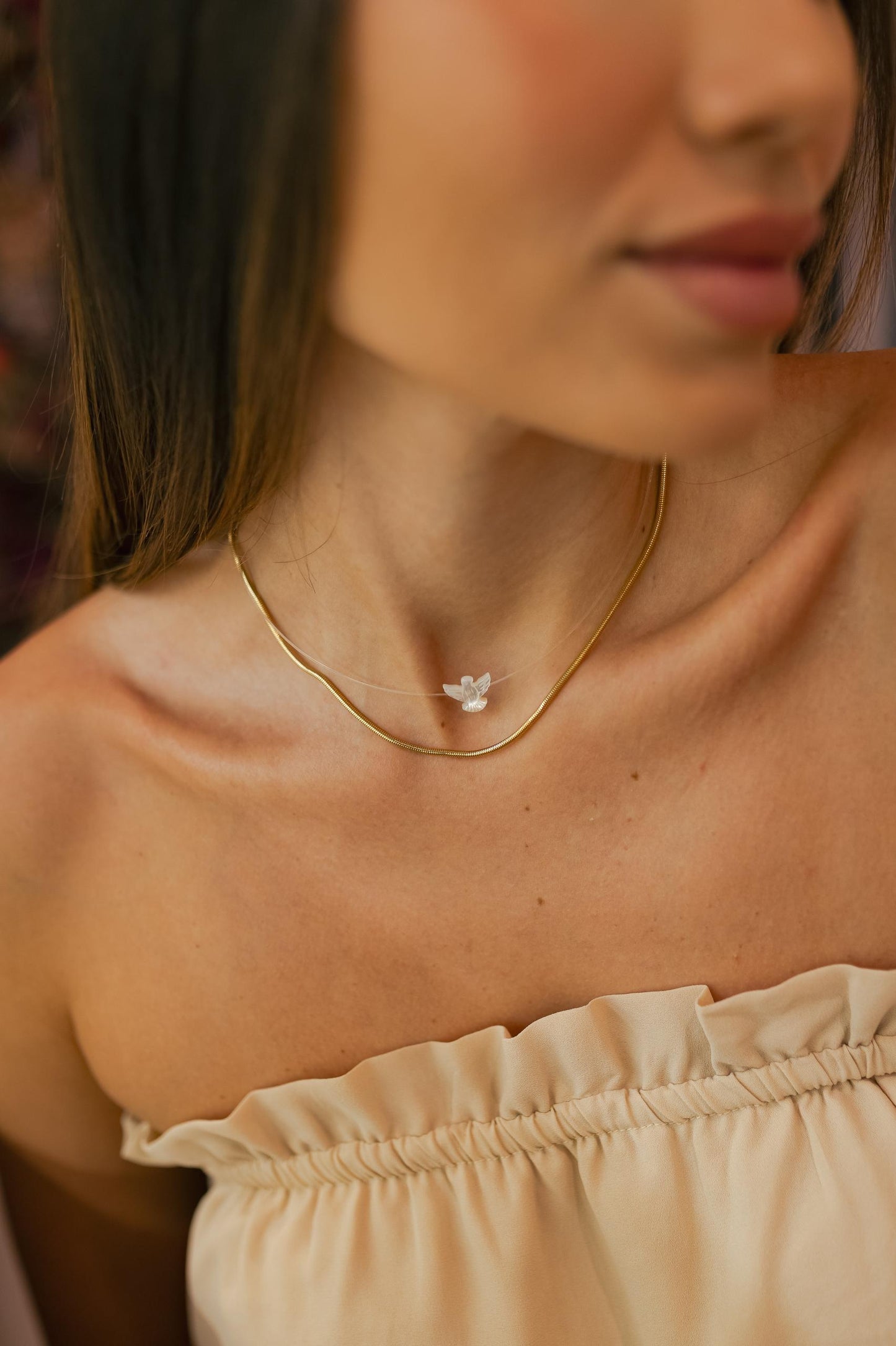 Colar de Nylon com Divino Espírito Santo Madrepérola Ouro