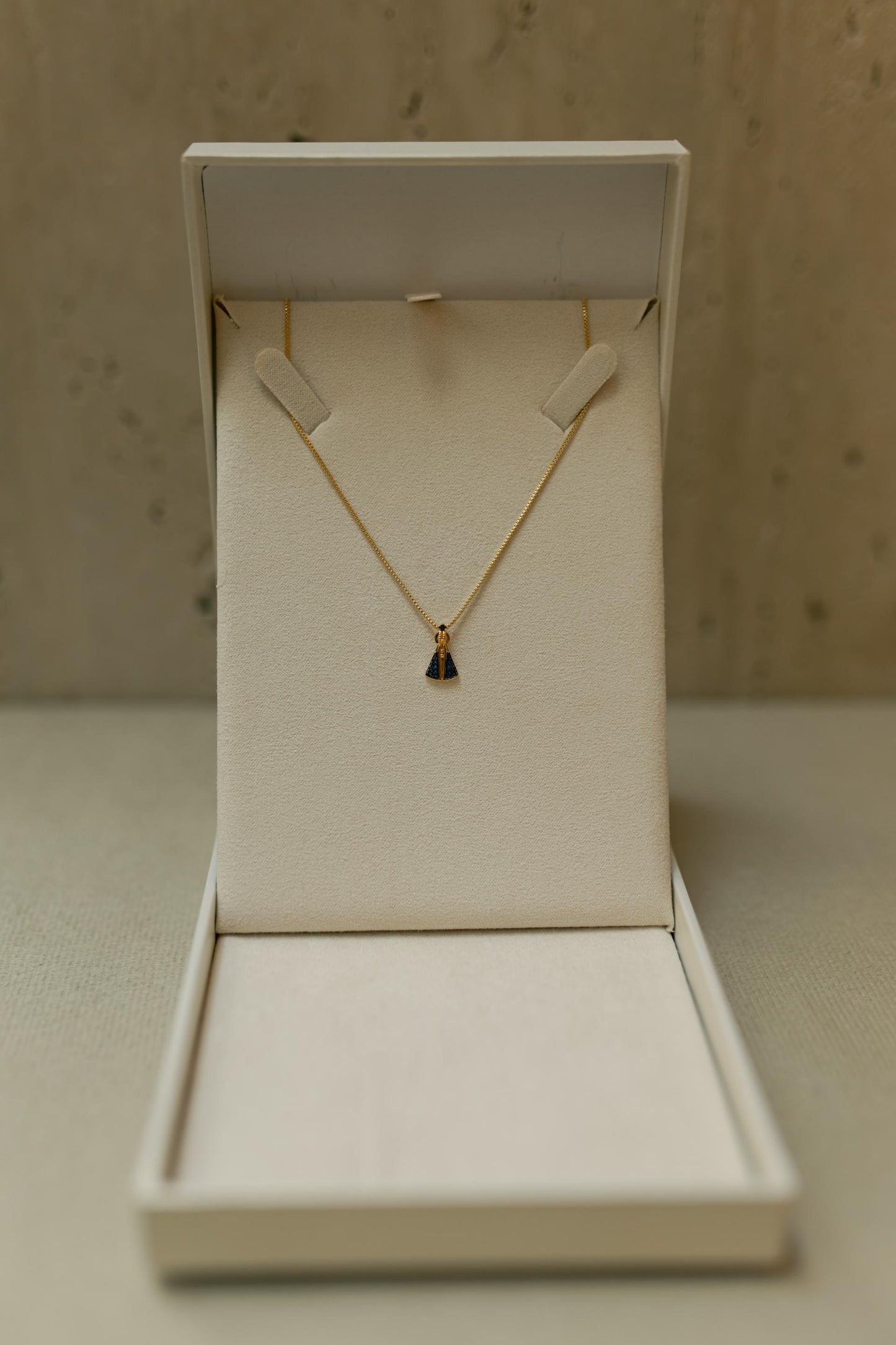 Colar Nossa Senhora Aparecida Mini Manto Azul Dourado