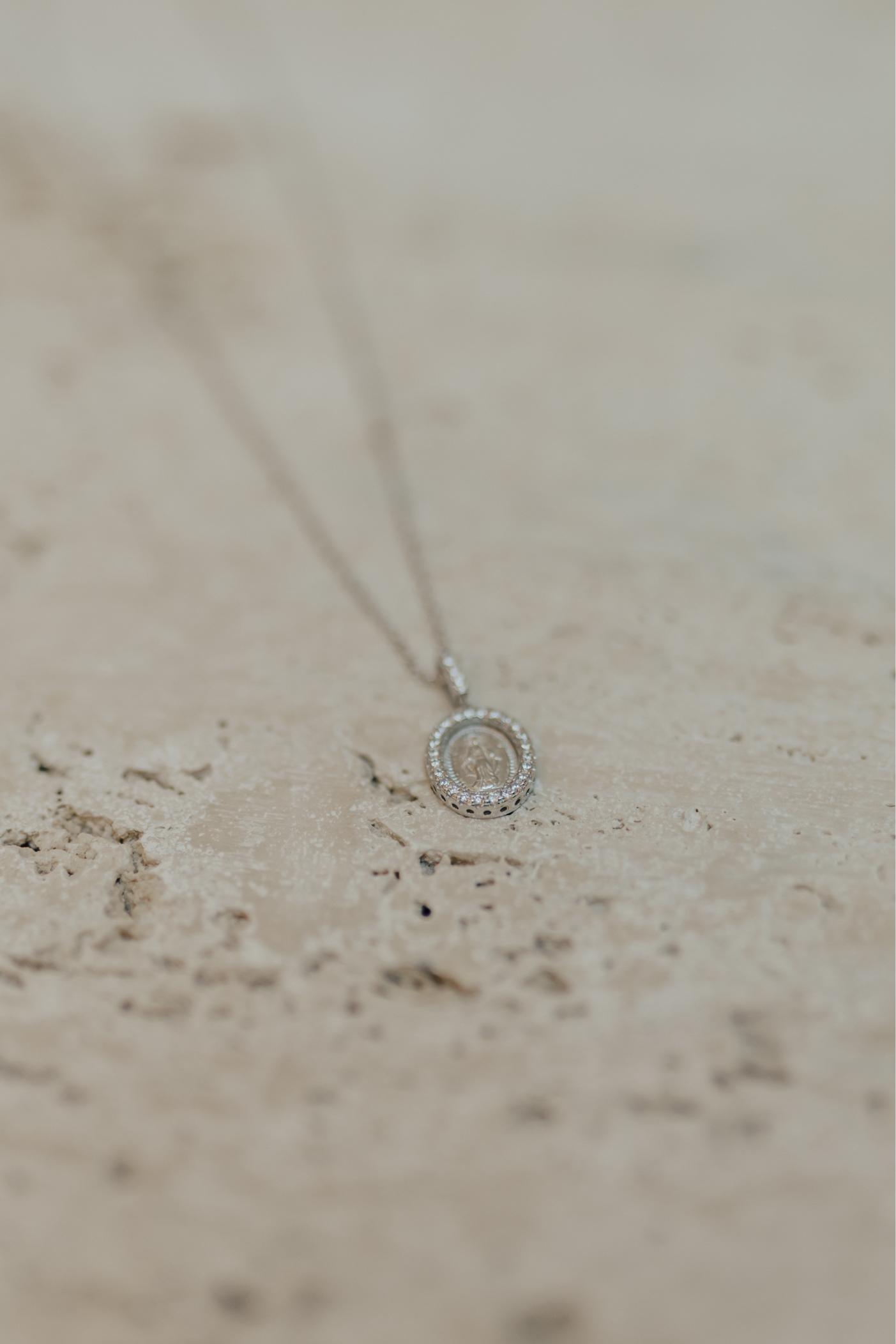 Colar Oval Medalha Nossa Senhora das Graças Prata 925 Ródio Branco