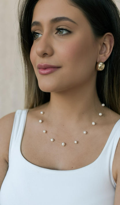 Colar de Nylon com Pérolas Dourado